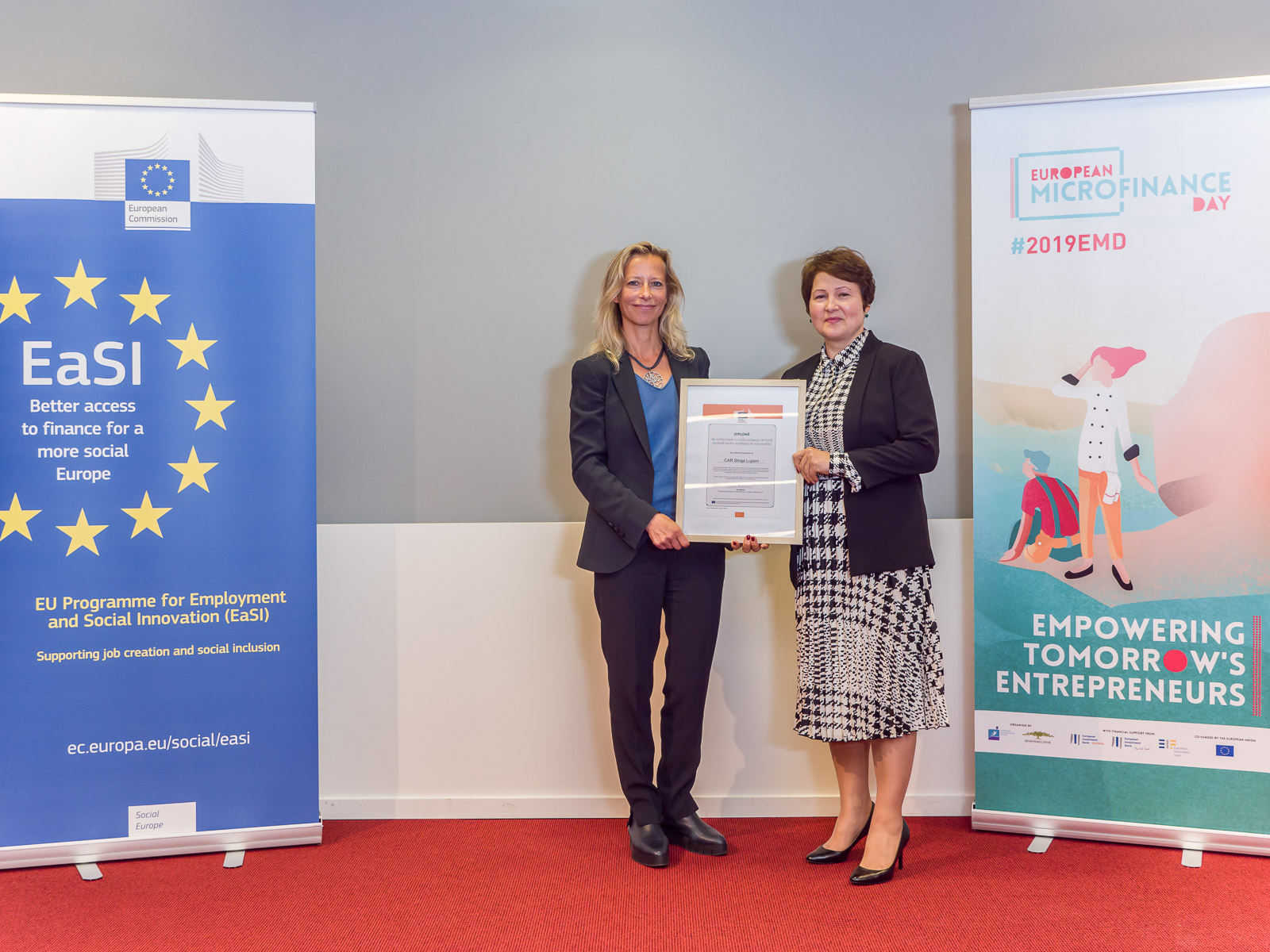 doua persoane certificare